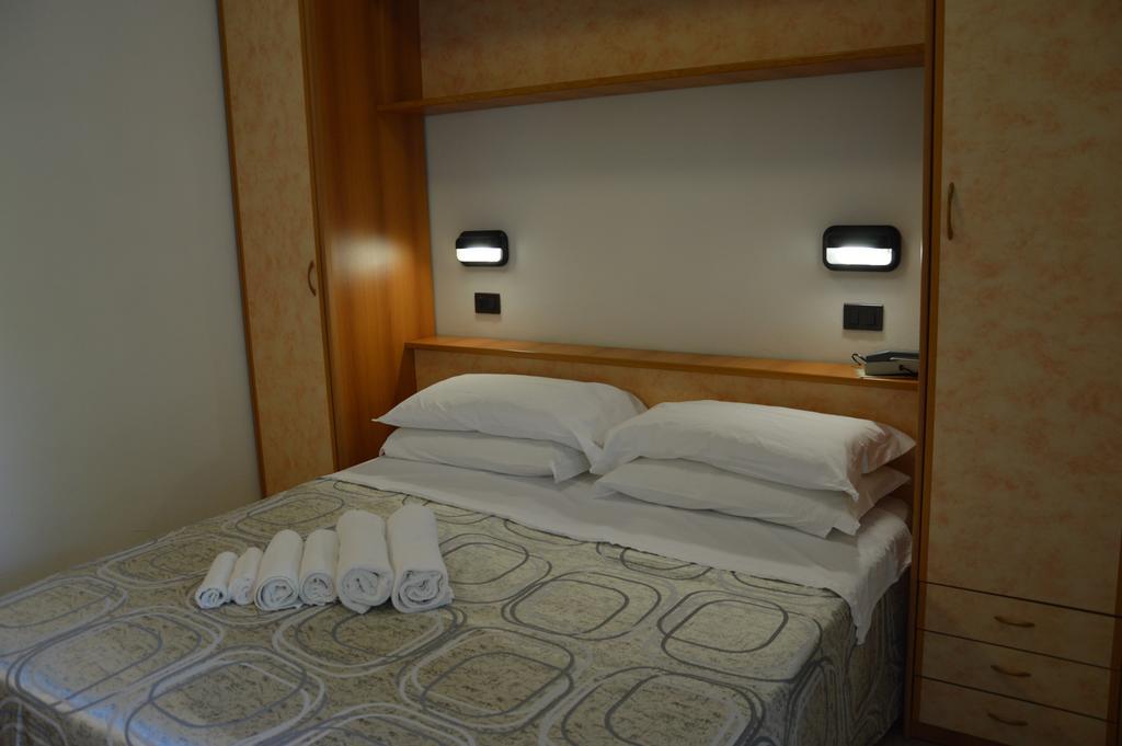 Mantovani Hotel Mariù Rimini Chambre photo