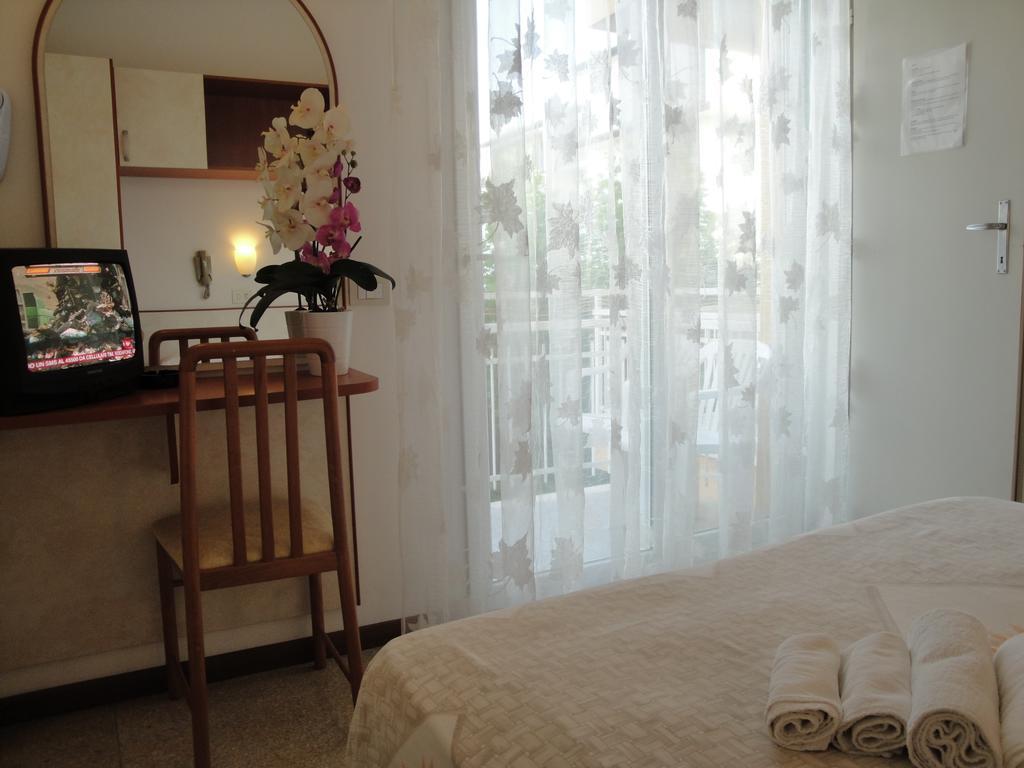 Mantovani Hotel Mariù Rimini Chambre photo