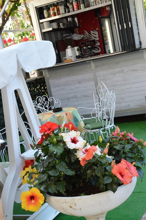 Mantovani Hotel Mariù Rimini Extérieur photo